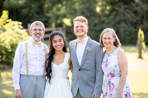 family members group photo